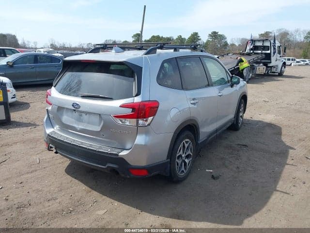 2019 SUBARU FORESTER PREMIUM 4