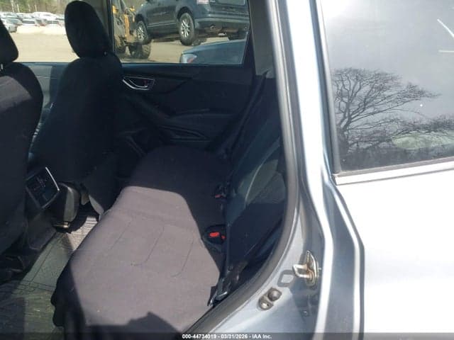 2019 SUBARU FORESTER PREMIUM 8