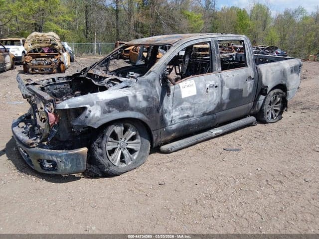 2018 NISSAN TITAN SL 2