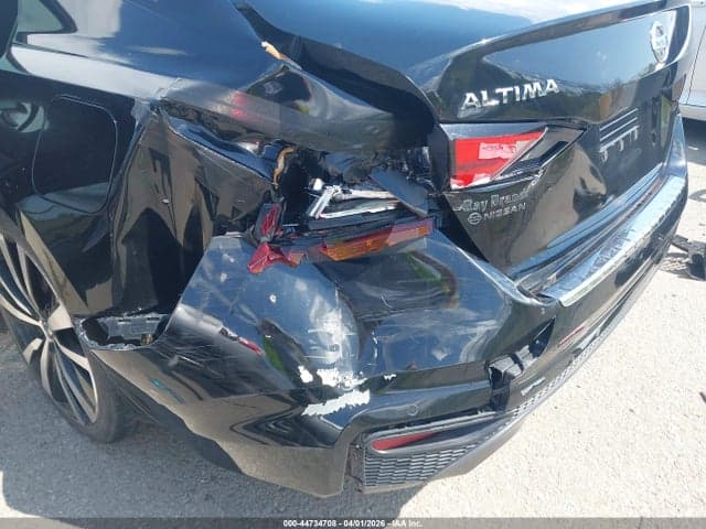 2020 NISSAN ALTIMA SR FWD 6