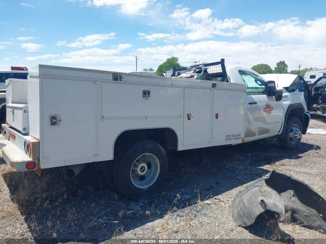 2023 GMC SIERRA 3500HD CHASSIS PRO 4