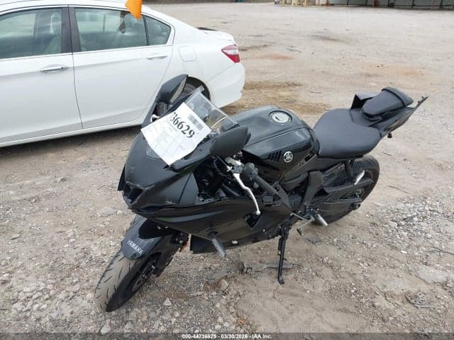 2025 YAMAHA YZFR7 2