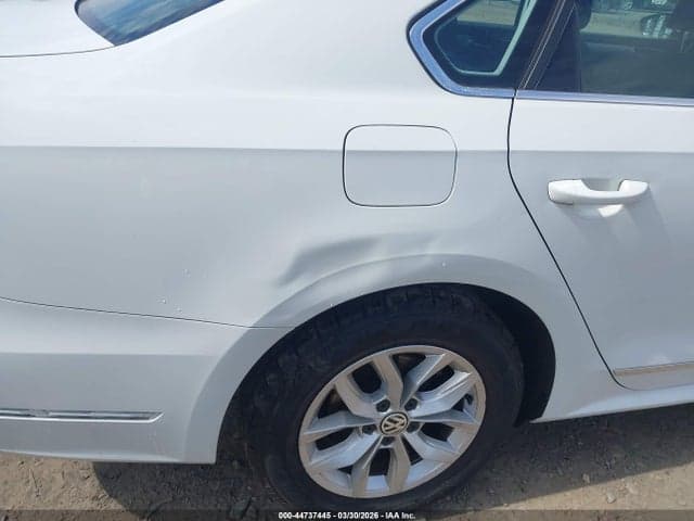 2017 VOLKSWAGEN PASSAT 1.8T S 17