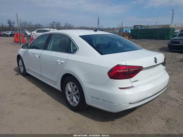 2017 VOLKSWAGEN PASSAT 1.8T S 3