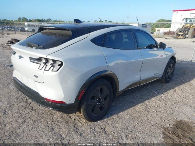 2021 FORD MUSTANG MACH-E CALIFORNIA ROUTE 1 4