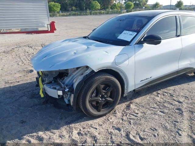 2021 FORD MUSTANG MACH-E CALIFORNIA ROUTE 1 6
