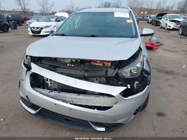 2019 KIA NIRO LX 6