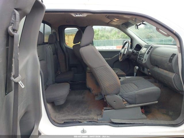 2018 NISSAN FRONTIER SV-I4 8