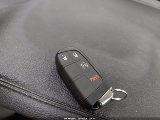 2023 JEEP COMPASS LIMITED 4X4 12