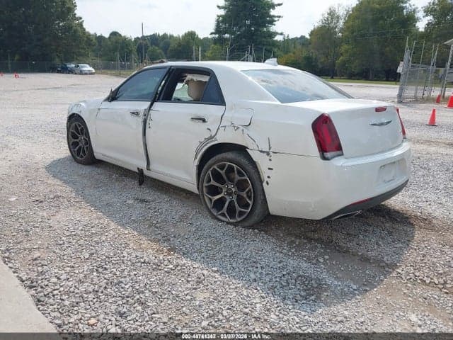 2018 CHRYSLER 300 TOURING 3