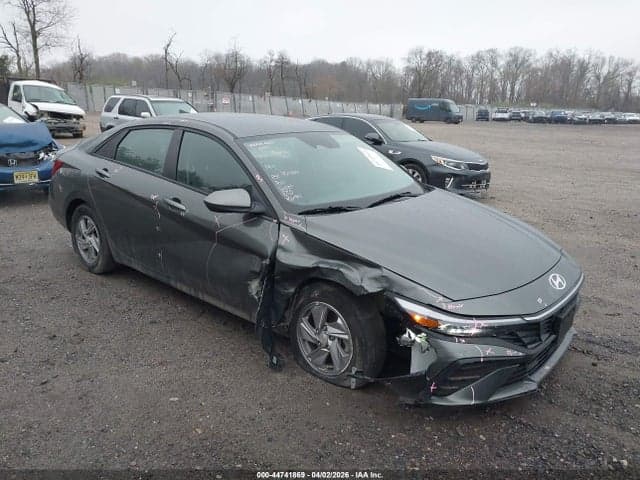2025 HYUNDAI ELANTRA SE - 1