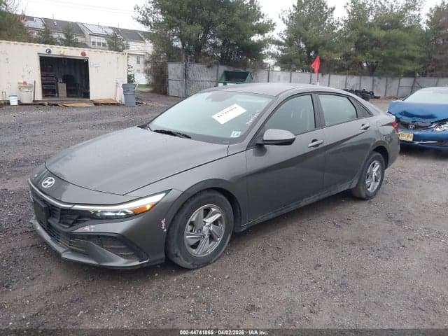 2025 HYUNDAI ELANTRA SE 2
