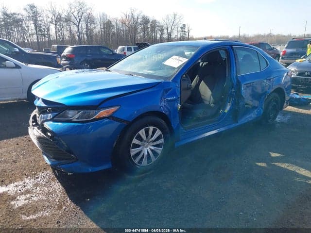 2020 TOYOTA CAMRY LE HYBRID 2