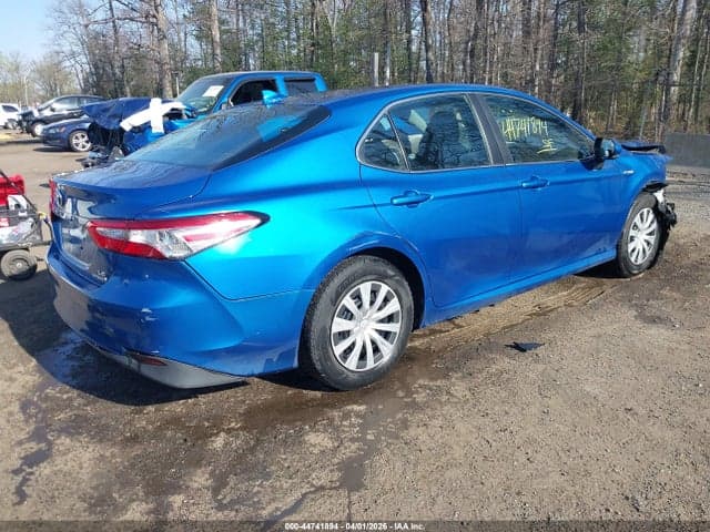 2020 TOYOTA CAMRY LE HYBRID 4