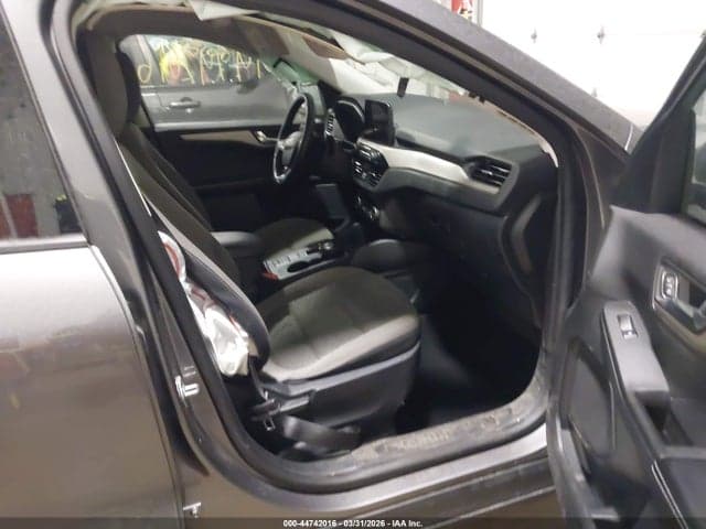 2021 FORD ESCAPE SE 5