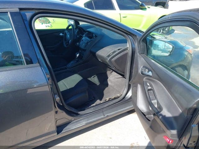 2018 FORD FOCUS SE 5