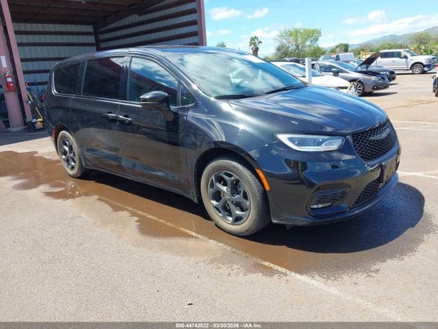 2022 CHRYSLER PACIFICA HYBRID TOURING L