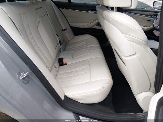 2021 BMW M550I XDRIVE 8