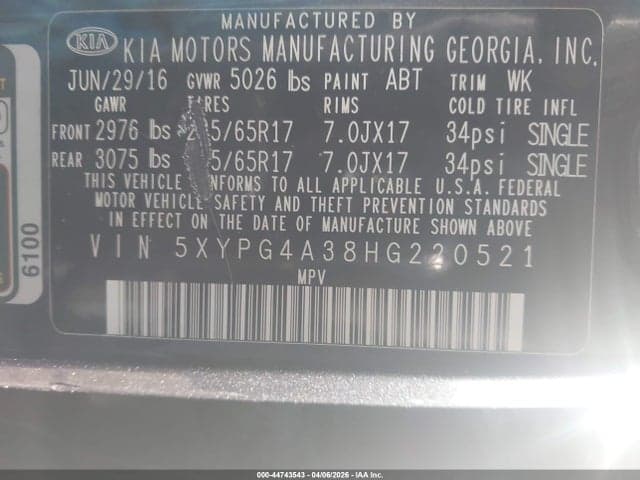 2017 KIA SORENTO 2.4L LX 9