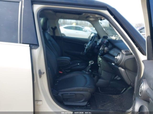 2015 MINI HARDTOP COOPER 5