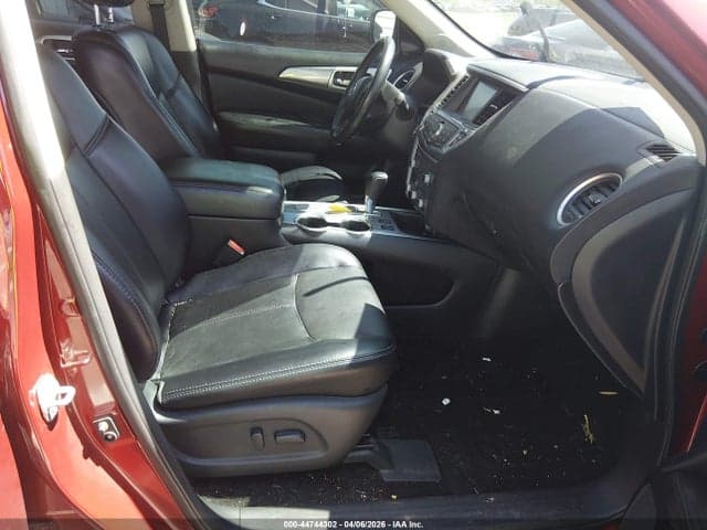 2019 NISSAN PATHFINDER SL 5