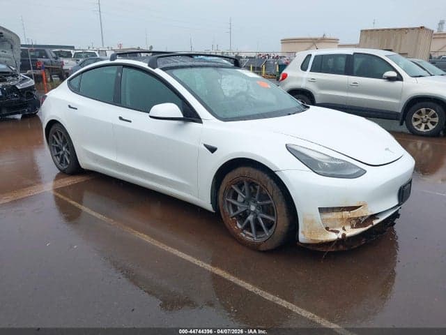 2021 TESLA MODEL 3 STANDARD RANGE PLUS REAR-WHEEL DRIVE 1