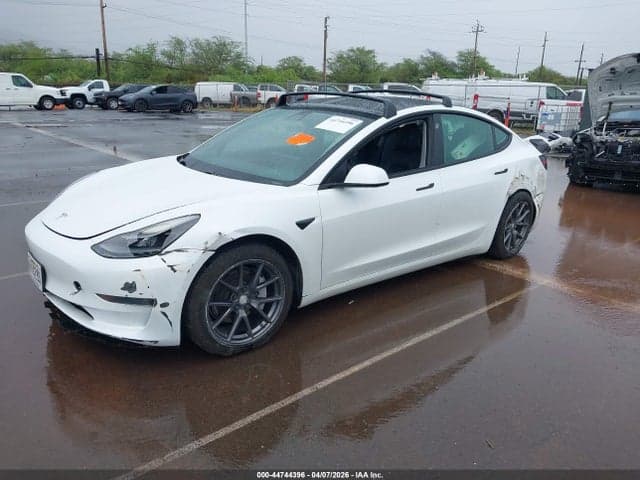 2021 TESLA MODEL 3 STANDARD RANGE PLUS REAR-WHEEL DRIVE 2