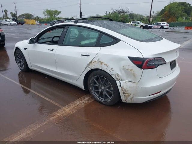 2021 TESLA MODEL 3 STANDARD RANGE PLUS REAR-WHEEL DRIVE 3