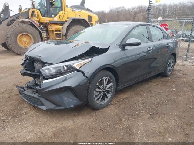 2024 KIA FORTE LXS 2
