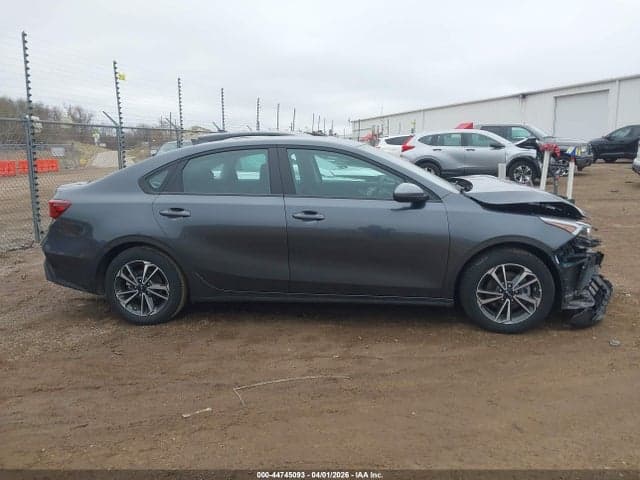 2024 KIA FORTE LXS 13