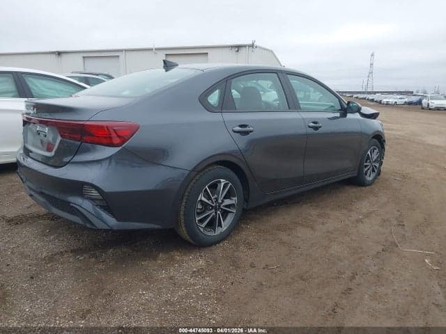 2024 KIA FORTE LXS 4