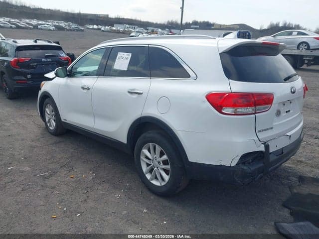 2017 KIA SORENTO 2.4L LX 3