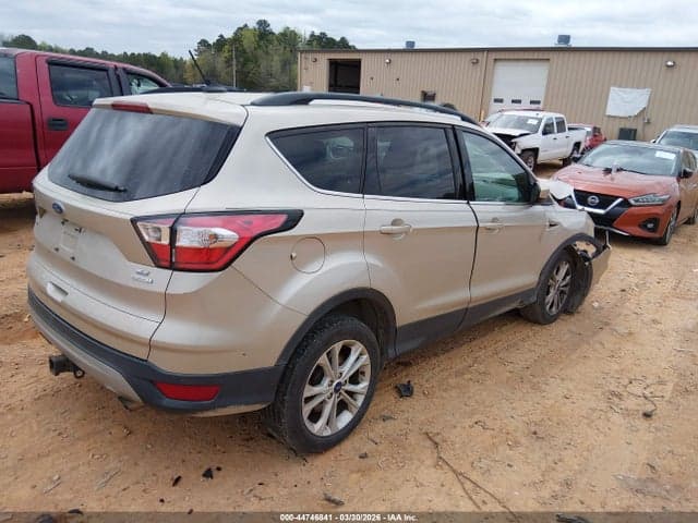 2018 FORD ESCAPE SE 4