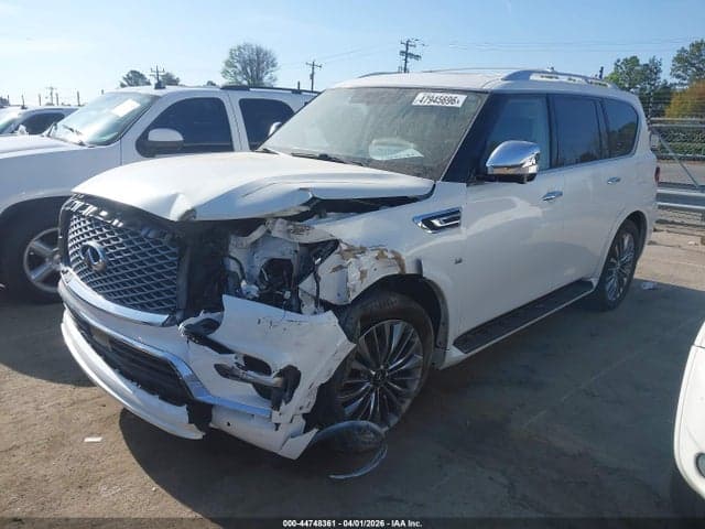 2019 INFINITI QX80 LUXE 2