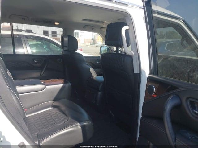 2019 INFINITI QX80 LUXE 8