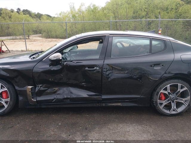 2018 KIA STINGER GT1 14