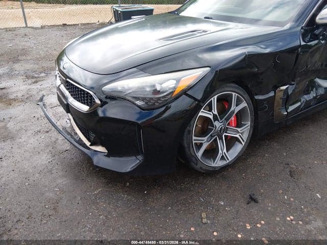 2018 KIA STINGER GT1 17