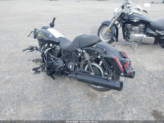 2025 HARLEY-DAVIDSON FLHX 3