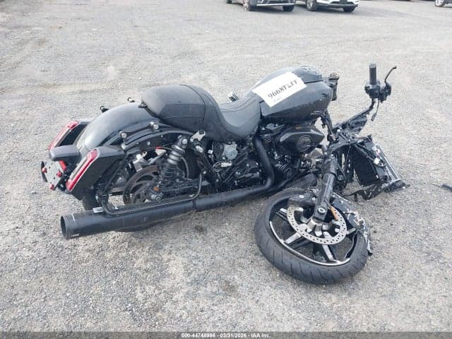 2025 HARLEY-DAVIDSON FLHX 4