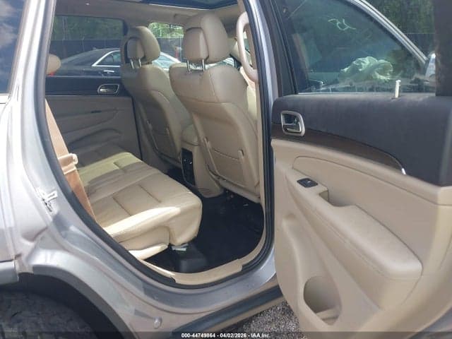2017 JEEP GRAND CHEROKEE LIMITED 4X2 8