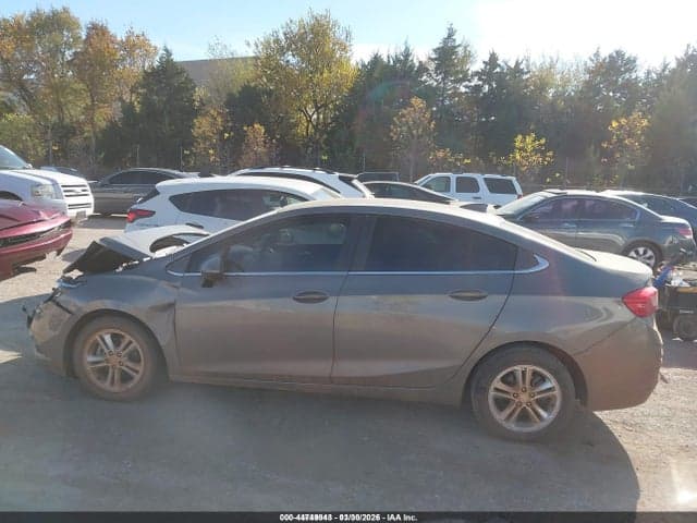 2018 CHEVROLET CRUZE LT AUTO 14