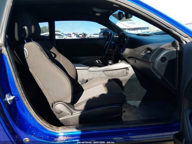 2021 DODGE CHALLENGER SXT 5