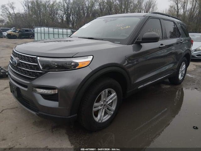 2022 FORD EXPLORER XLT 2