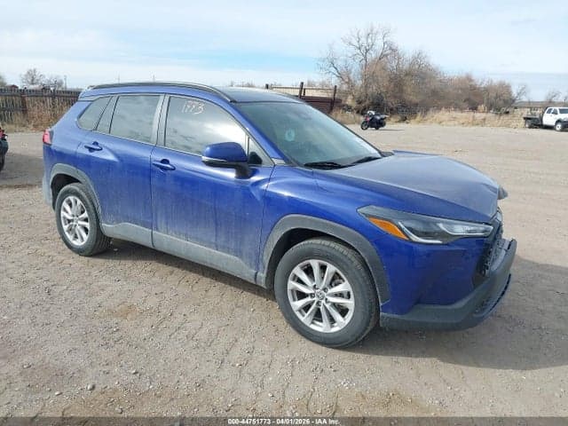 2023 TOYOTA COROLLA CROSS LE 1
