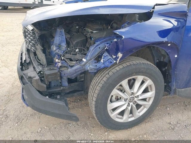 2023 TOYOTA COROLLA CROSS LE 6
