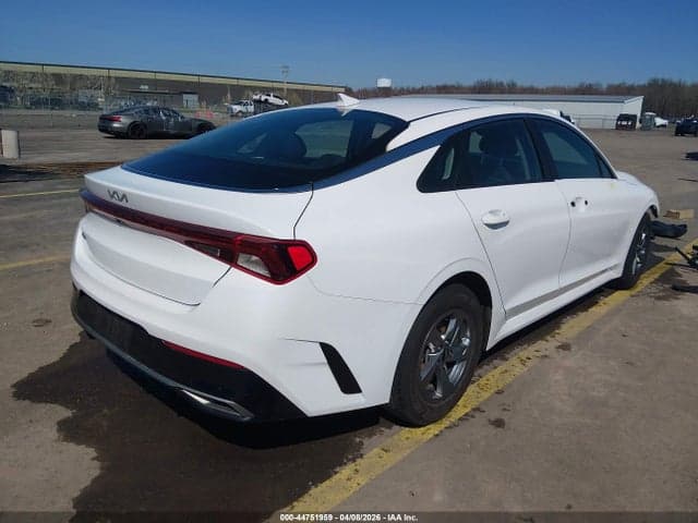 2022 KIA K5 LXS 4