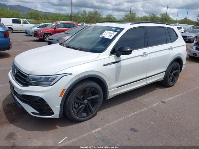 2023 VOLKSWAGEN TIGUAN 2.0T SE R-LINE BLACK 2