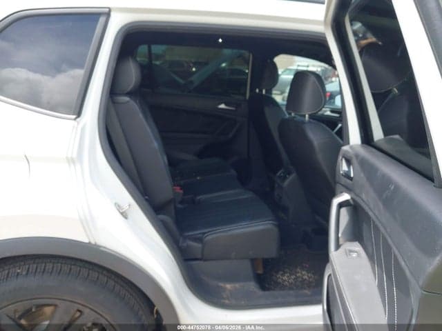 2023 VOLKSWAGEN TIGUAN 2.0T SE R-LINE BLACK 8