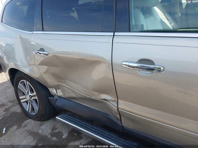 2017 CHEVROLET TRAVERSE 2LT 6