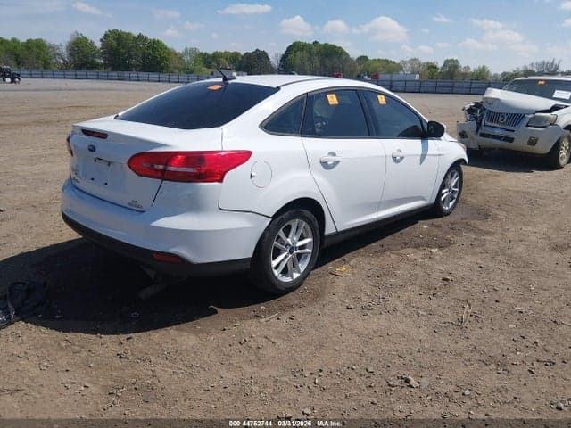 2016 FORD FOCUS SE 4